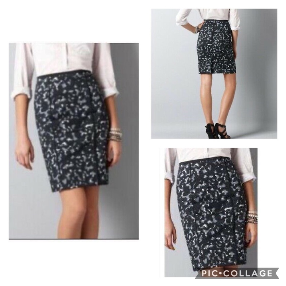 LOFT Petites Printed Pencil Skirt